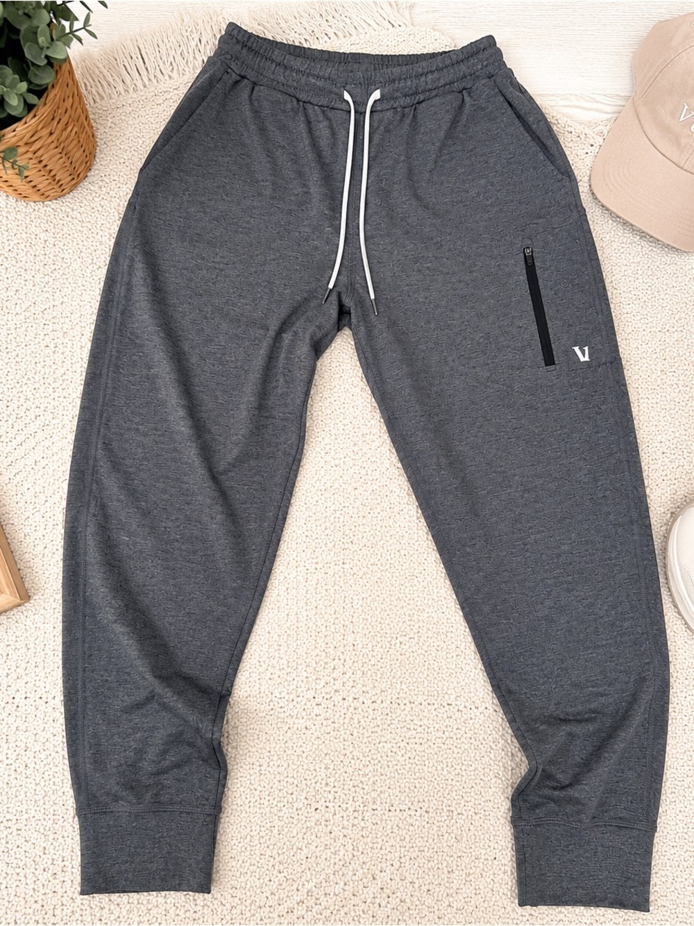 Vuori Sunday Performance Joggers Gray DreamKnit Zip Pocket Tapered Sweatpants S?